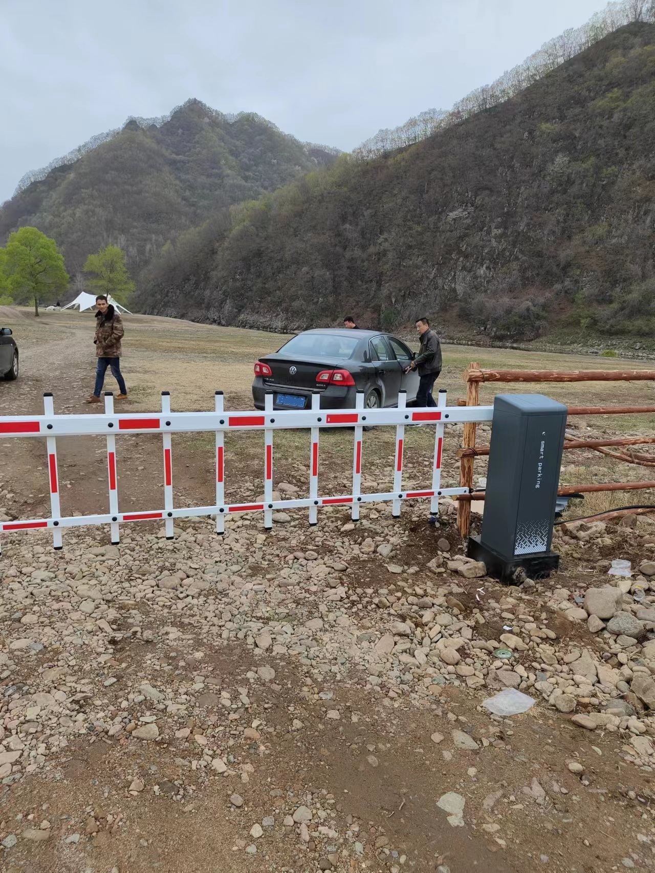 寬甸滿兮宿營基地安裝道閘系統(tǒng)13998203311